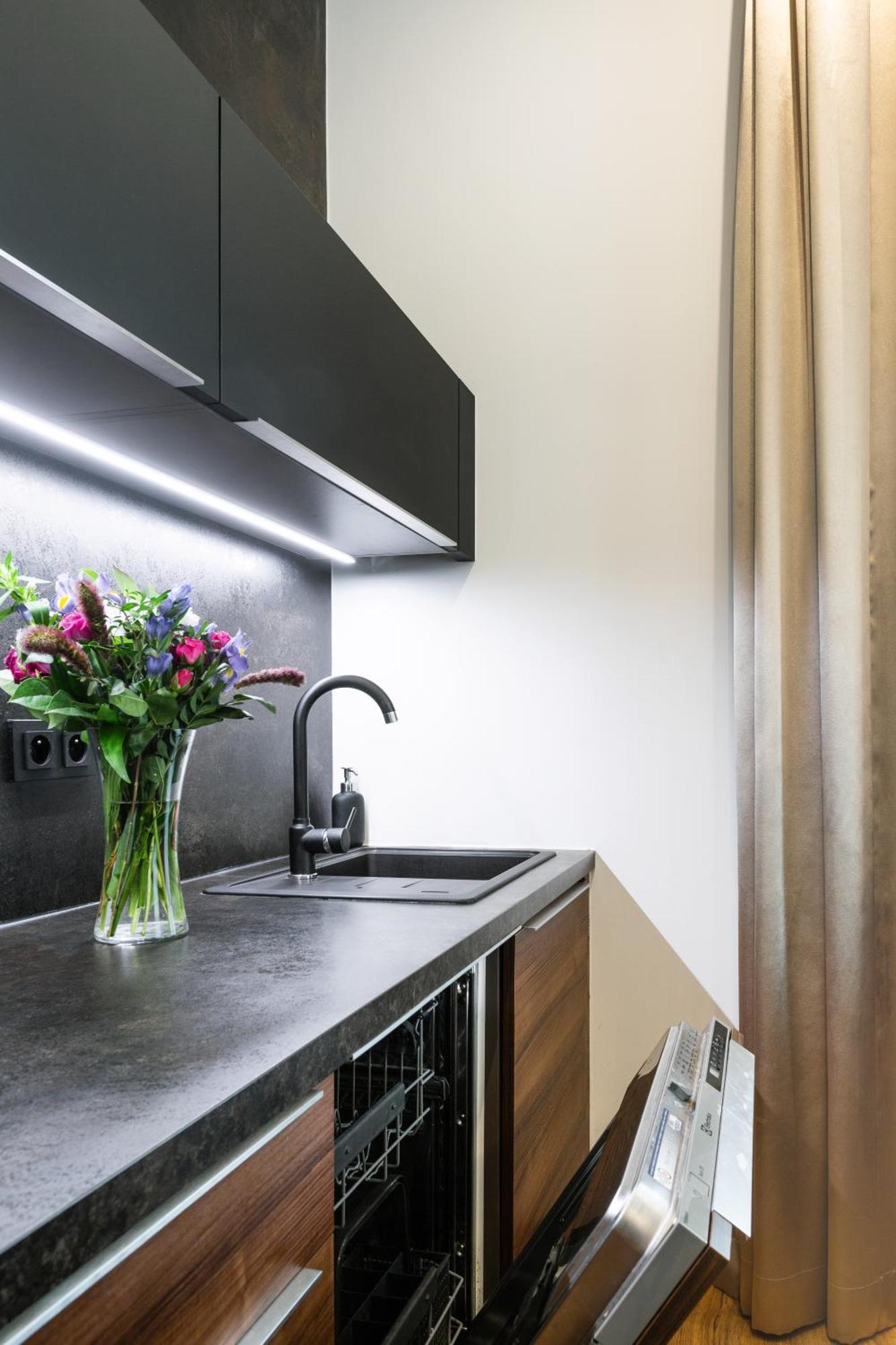 Luxury Kmochova Apartament Praga
